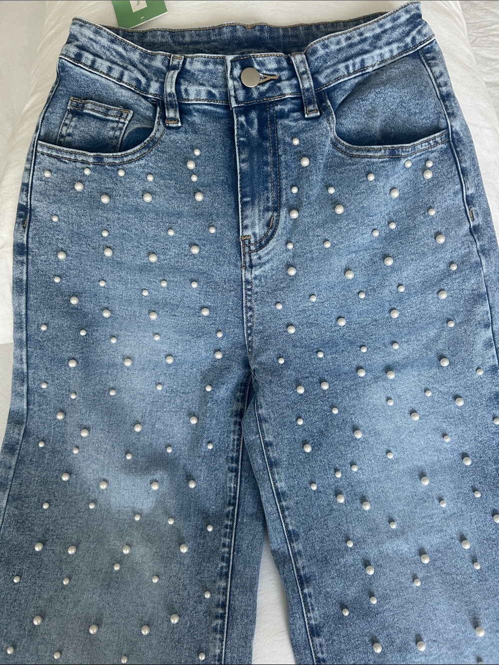 Pearl-Studded Wide-Leg Blue Jeans - Picture 2 of 8